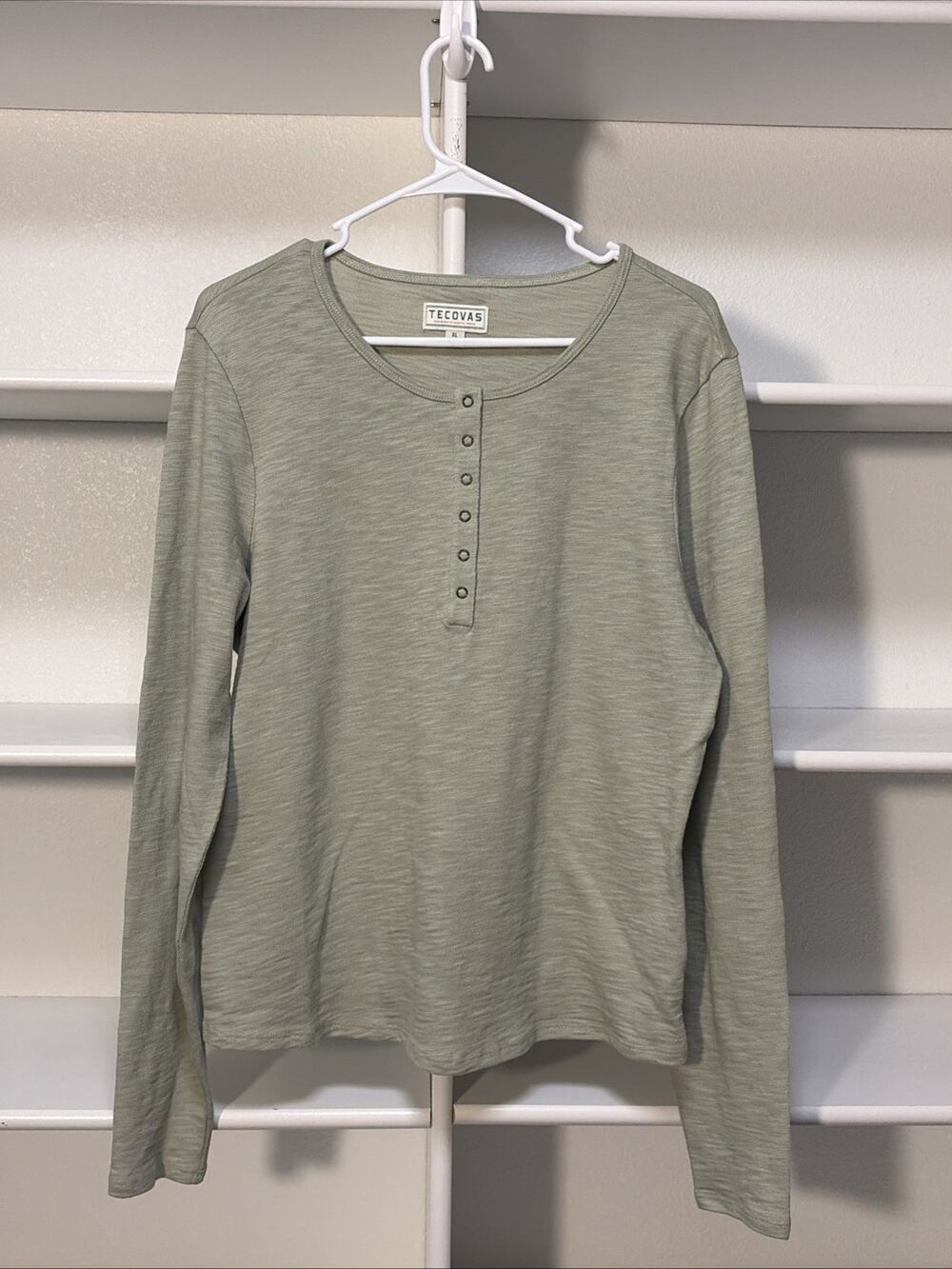 Women’s Tecovas Sage Green Sub Cotton Henley Button Up XL Base Layer